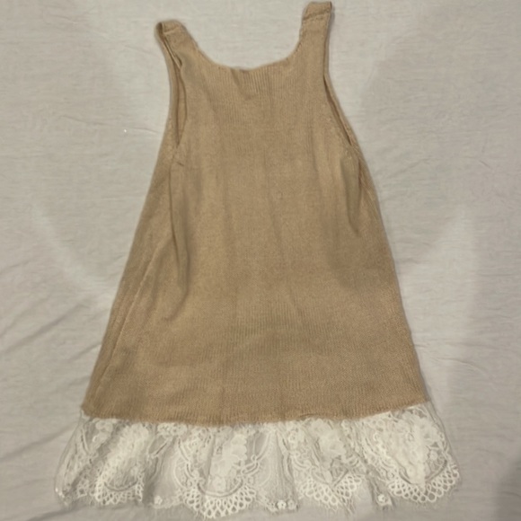 Cloud Chaser size xs girls knit dress. Brown dress with white floral lace at end - Picture 3 of 3